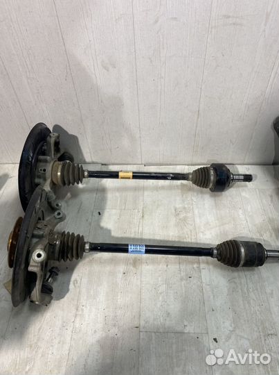 Задняя ступица, привод mercedes w251