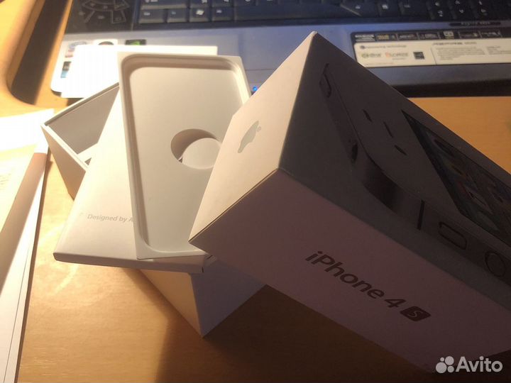 Коробка iPhone 4s