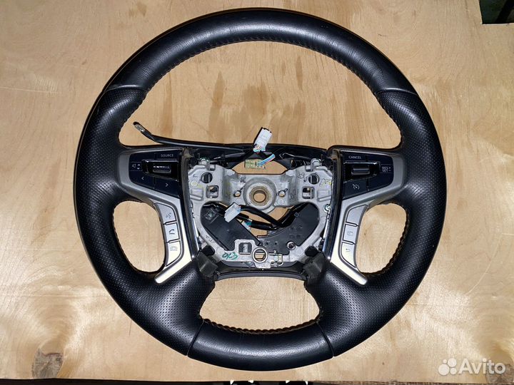 Руль в сборе Mitsubishi Pajero Sport 3 / L200