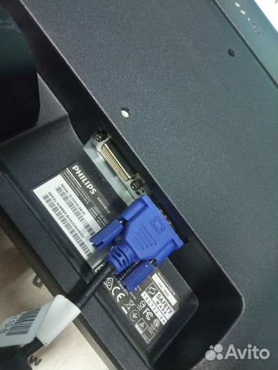 Монитор Philips 22
