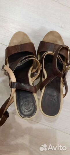 Босоножки женские