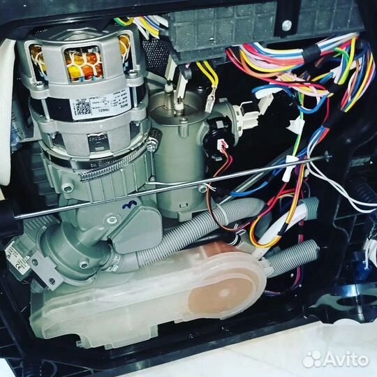 Ремонт стиральных машин Ремонт холодильников