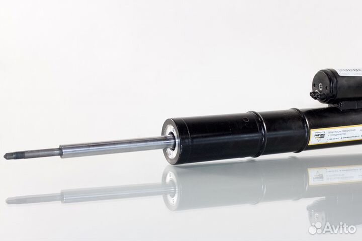 Амортизатор Мерседес 219 CLS передний