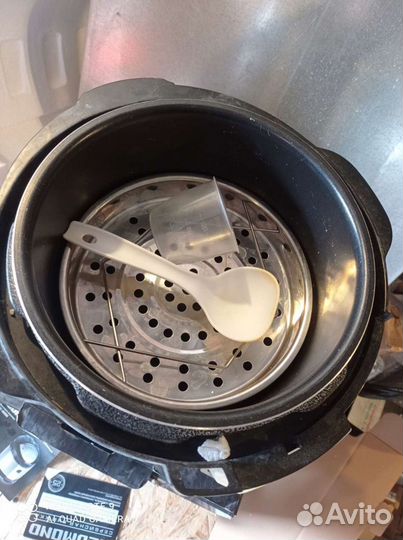 Мультиварка redmond