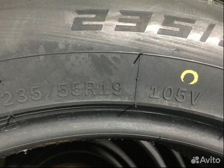 Windforce Snowblazer UHP 235/55 R19 105V