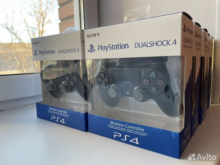 Геймпад DualShock 4