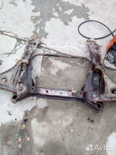 Передний подрамник opel omega b