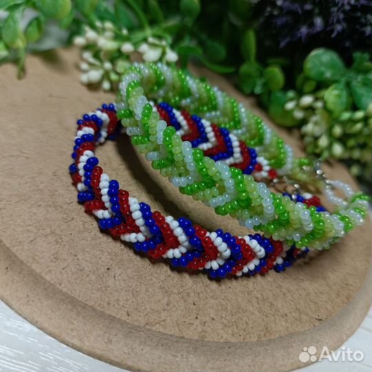 Браслеты из бисера