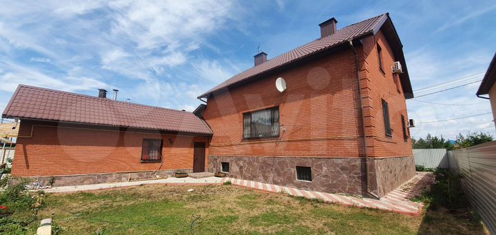 Дом 389 м² на участке 6 сот.