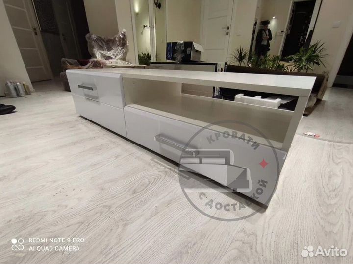 Тумба под тв