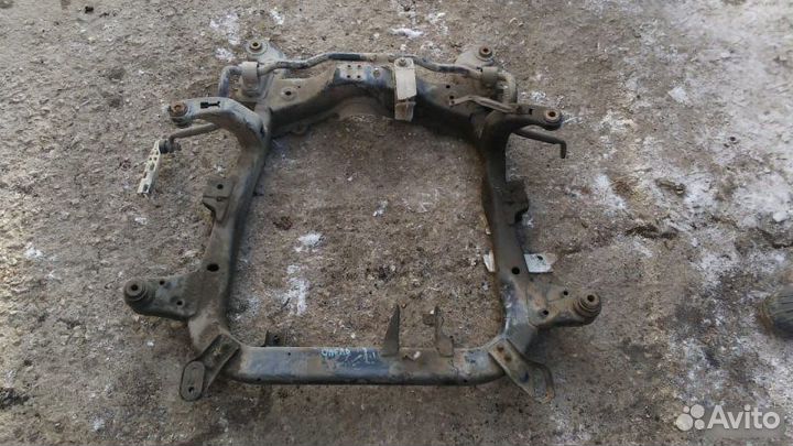 Подрамник передний Opel Astra H