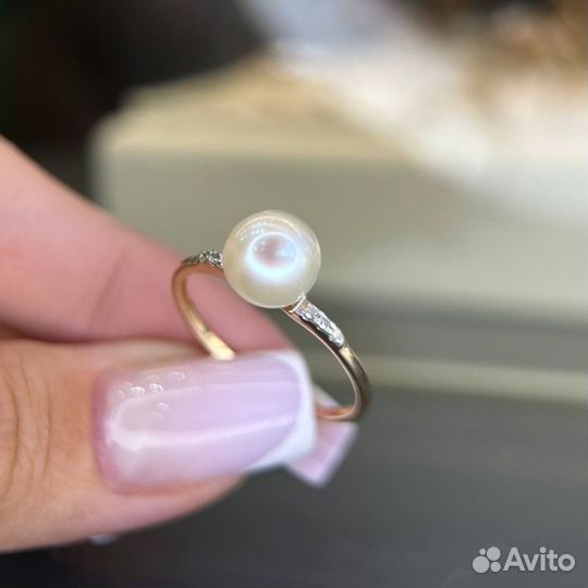 Золотое кольцо с жемчугом 585 проба
