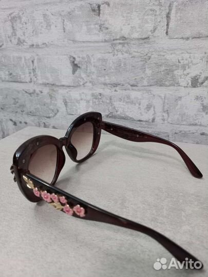Солнцезащитные очки б/у