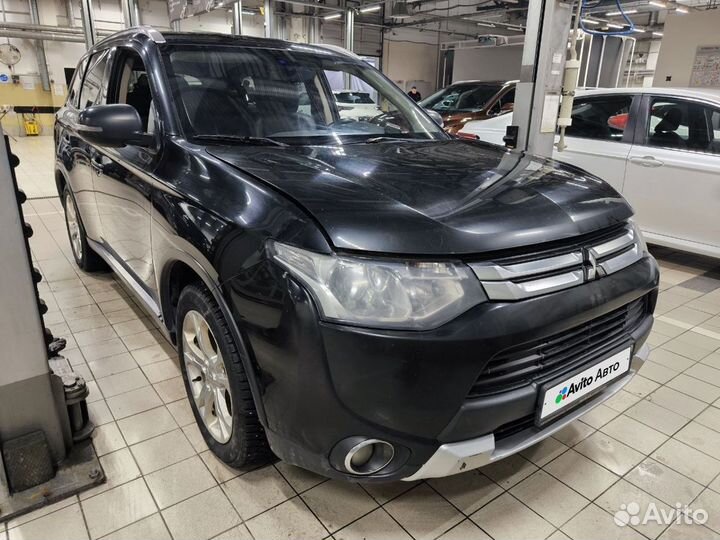 Mitsubishi Outlander 2.0 CVT, 2014, 311 000 км