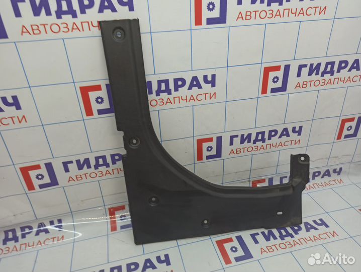 Накладка багажника правая Hyundai Elantra (XD) 85785-2D000