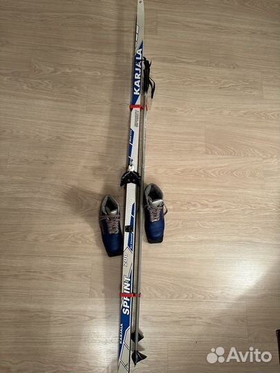 Беговые лыжи и ботинки