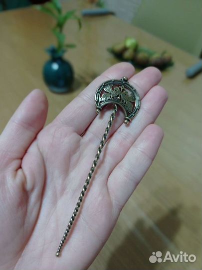 Шпилька для волос