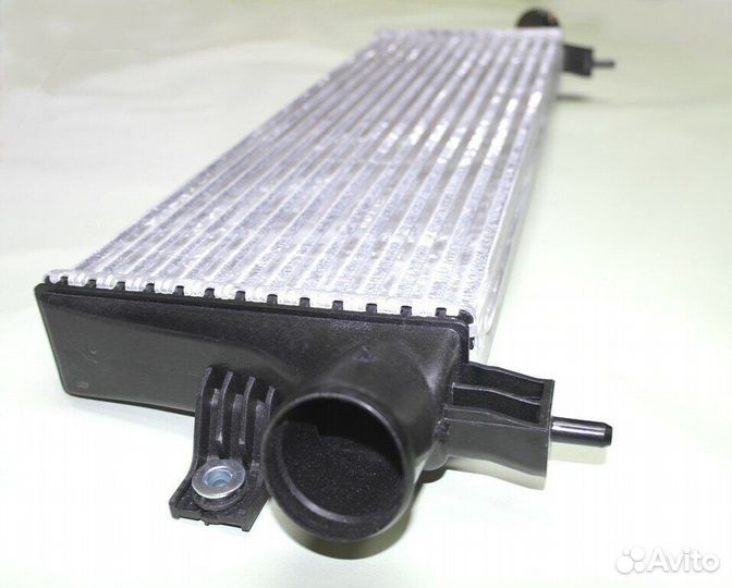 Радиатор интеркулера 1GD-FTV 2GD-FTV 17940-0L110