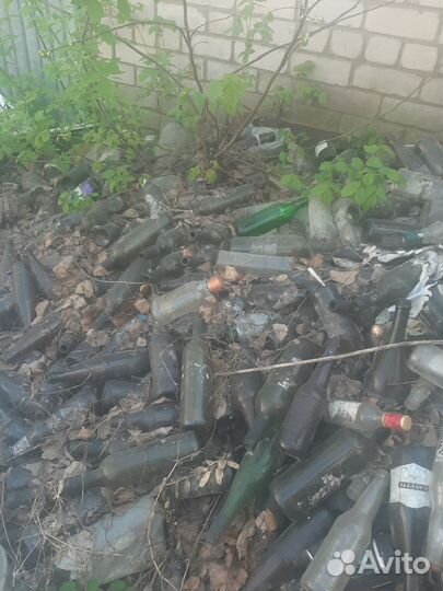 Бутылки стеклянные