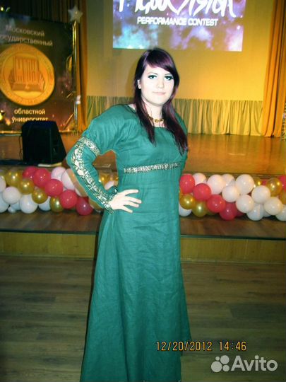 Средневековое платье зеленое аренда