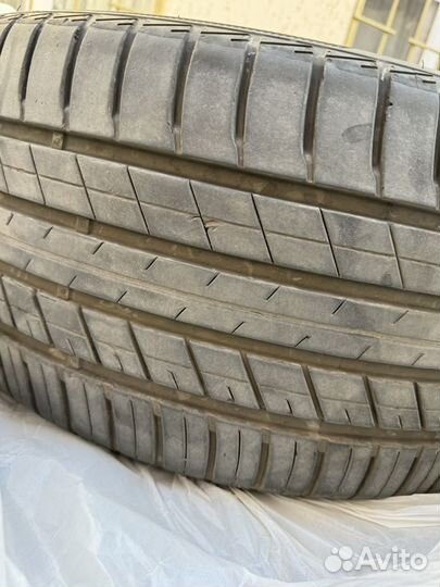 RoadX RXQuest SU01 285/40 R21 и 315/35 R21 111Y