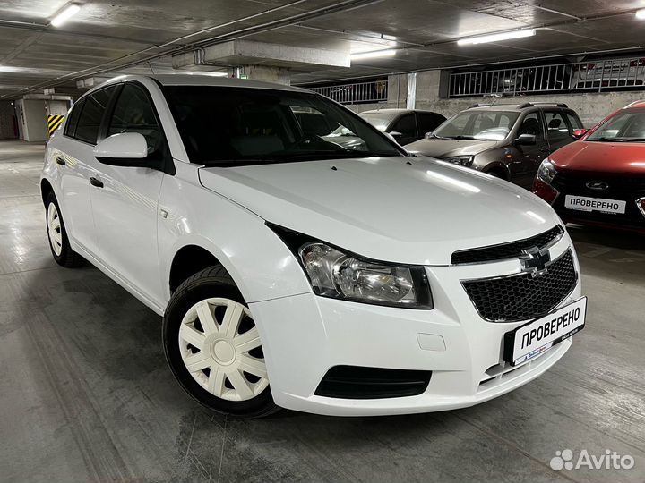Chevrolet Cruze 1.6 AT, 2012, 271 324 км
