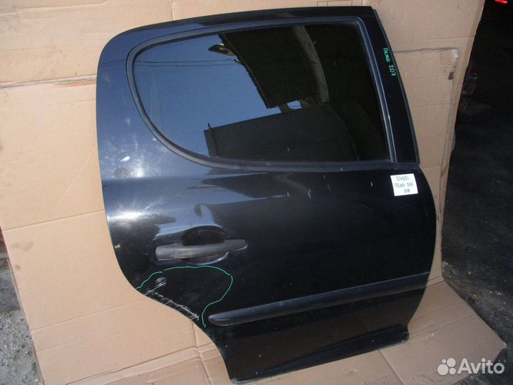 Дверь задняя правая Peugeot 207