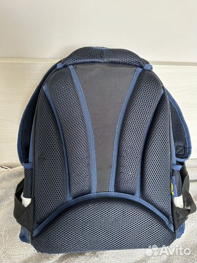 Рюкзак школьный