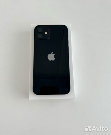 iPhone 12, 64 ГБ