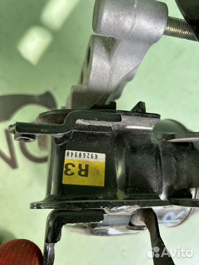 Подушка двигателя гибрид toyota rav 4 xa50