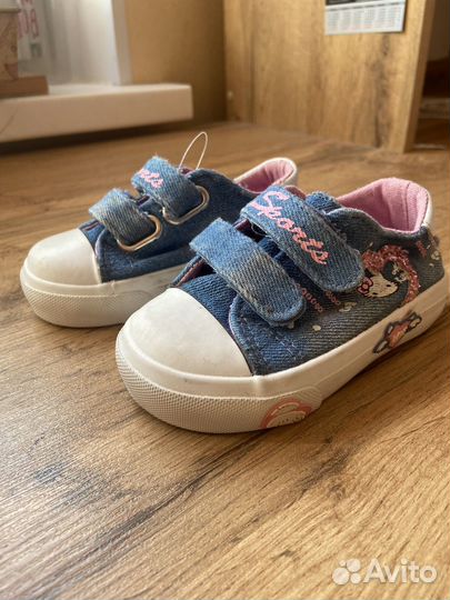 Обувь для девочки