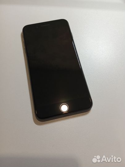 iPhone 8 Plus, 256 ГБ