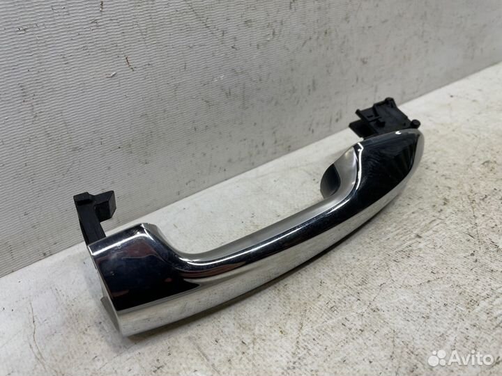 Ручка двери задняя левая Toyota Land Cruiser 200