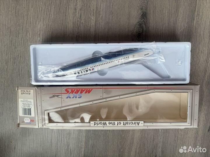 Коллекционная модель самолёта