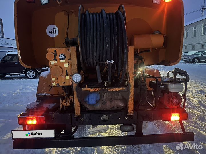 ЗИЛ каналопромывочный ко502-Б