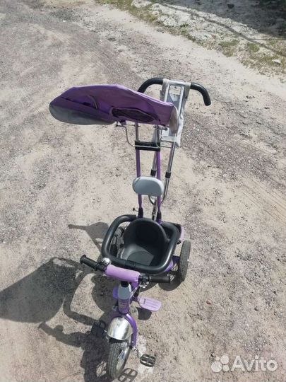 Детский велосипед с ручкой