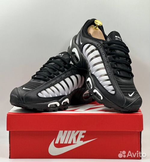 Кроссовки nike air max tailwind 4 black and white