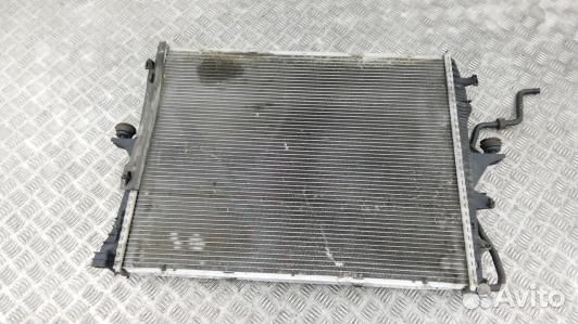 Радиатор системы охлаждения audi Q7 (76F03KA01)