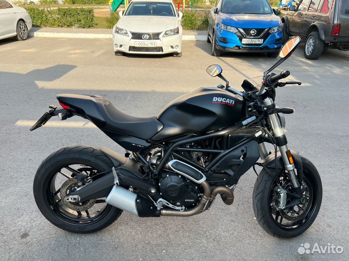 Ducati Monster 797+