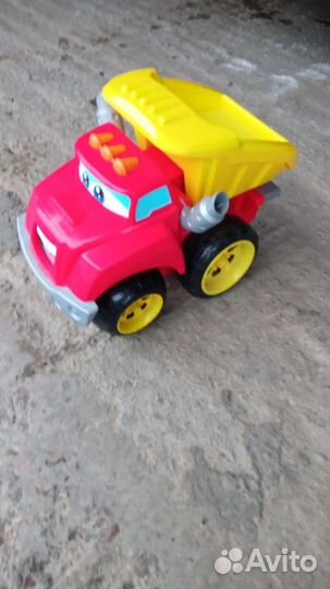 Игрушка грузовик