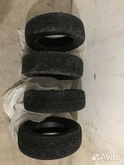 Nokian Tyres Hakkapeliitta R2 185/65 R15 92R