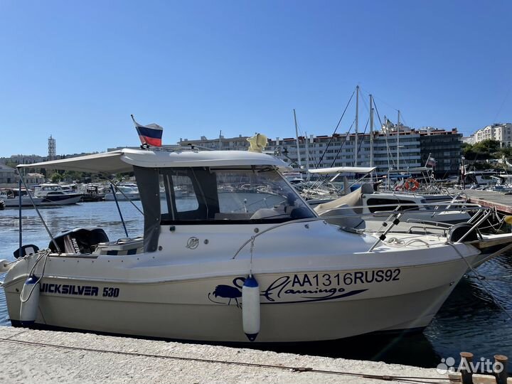 Каютный катер quicksilver 530