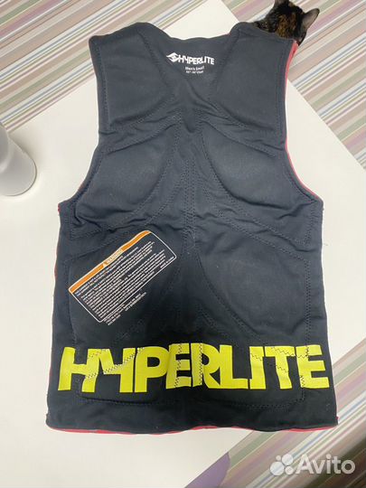 Спасательный жилет hyperlite