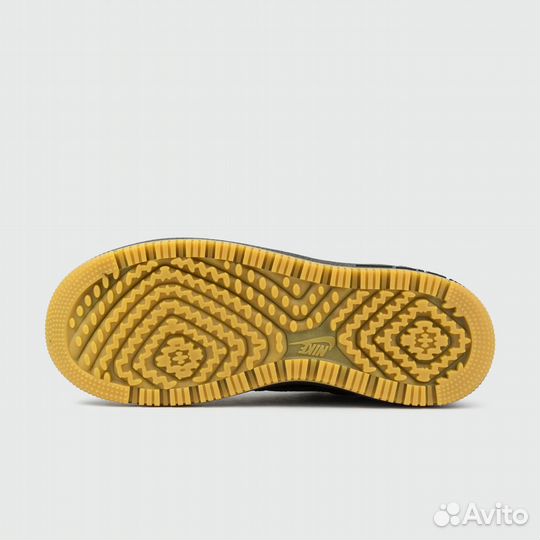 Кроссовки Nike Air Force 1 Low Luxe Black / Gum