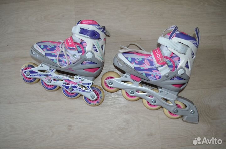 Роликовые коньки с каской и защитой для ребенка