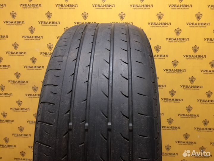 Yokohama BluEarth RV-02 235/50 R18 97V