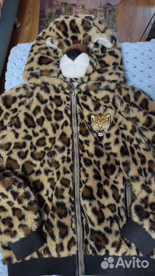 Куртка для девочки новая