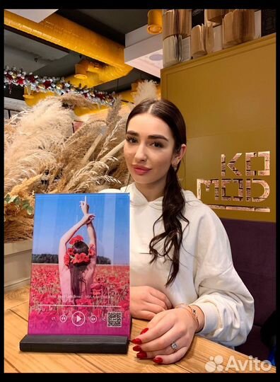 Портрет на стекле