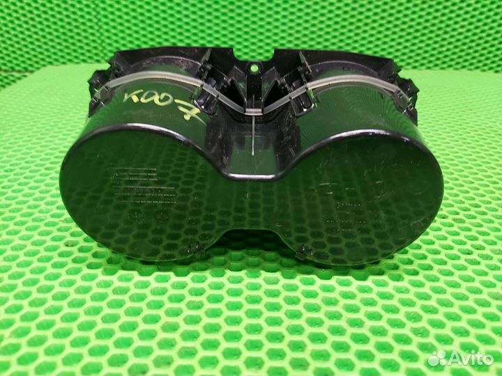 Подстаканник Volkswagen Touareg NF 7P5 crca 2013