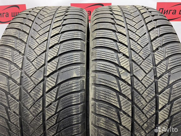Bridgestone Blizzak LM-001 235/50 R19